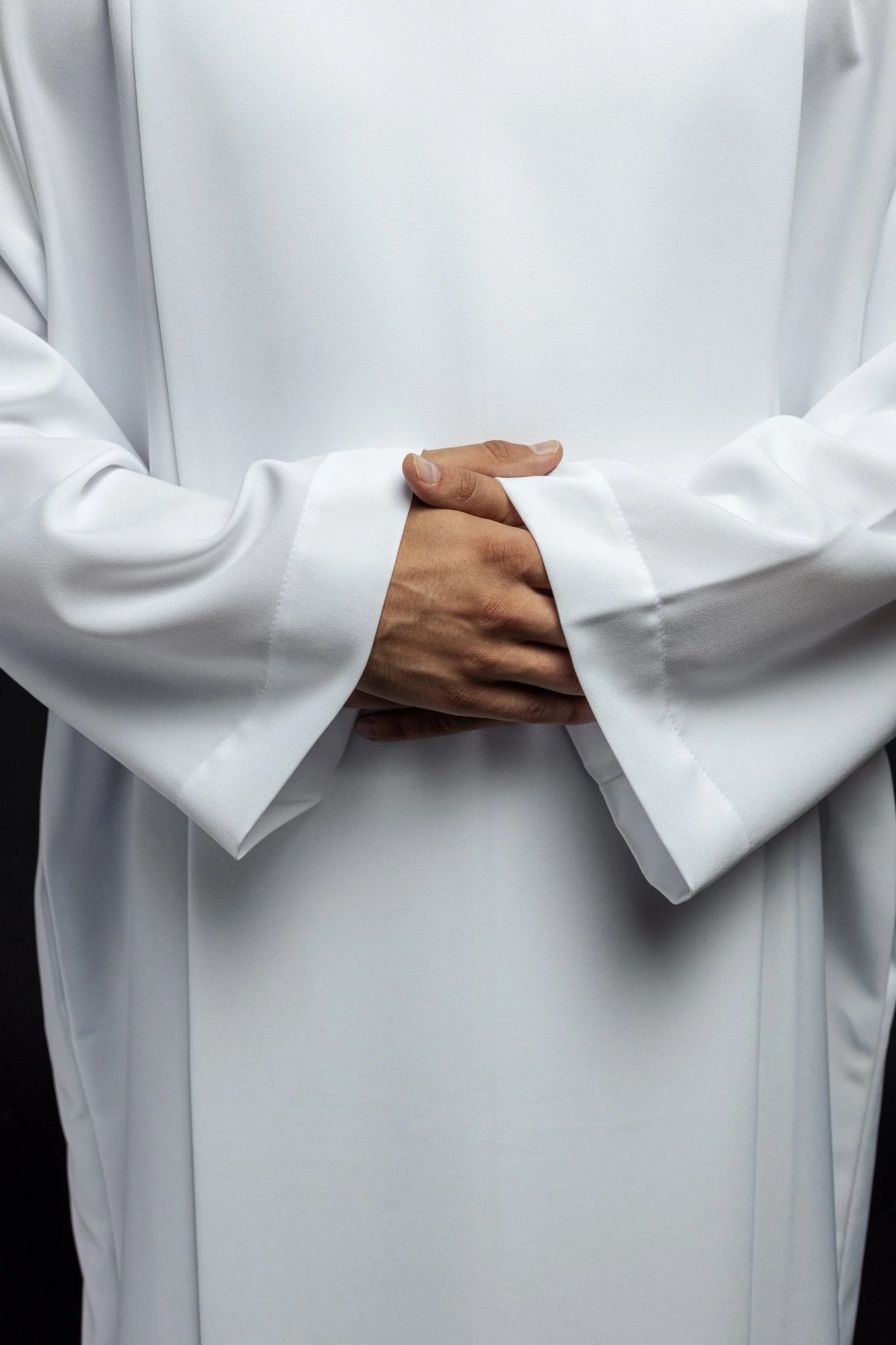 Priest's alb with neck collar in white - Image 5