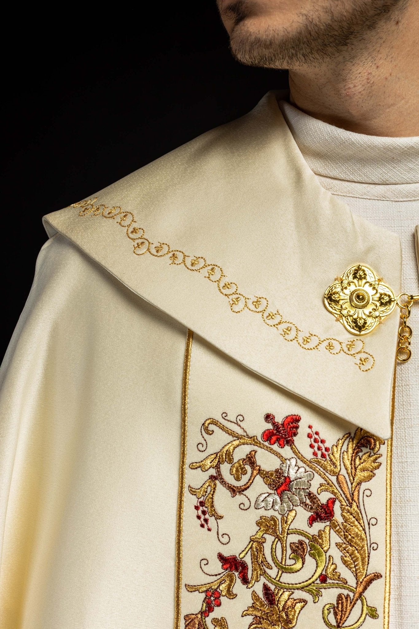 Liturgical cope with gold IHS motif - Image 4